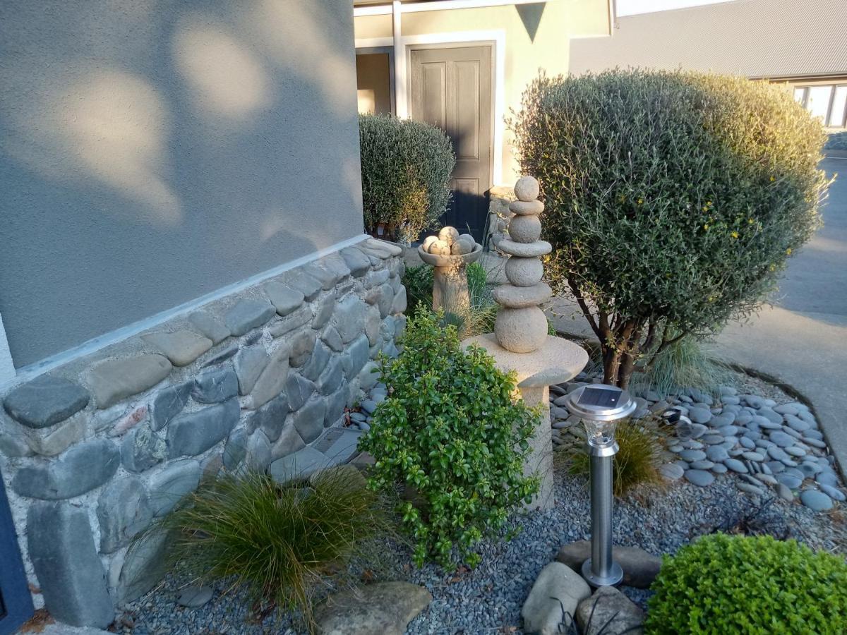 Four Peaks Motel Geraldine Exterior foto